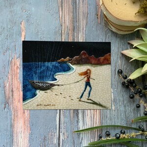 Carte vierge de rêve, carte plate illustrée, bateau plein d'étoiles, carte de plage, fille aux cheveux roux, courrier postal, finition brillante, artiste coquillage
