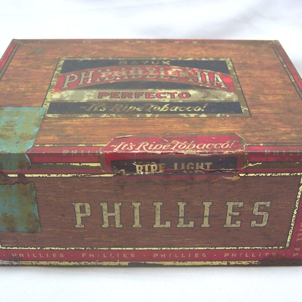 Vintage BAYUK PHILLIES PHILADELPHIA Perfecto Tabacco Metal Tin Cigar Box