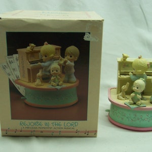 Vintage 1989 Precious Moments Rejoice In The Lord Music Box Action Musical Figurine