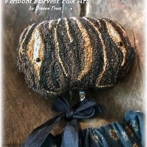 Mrs. Sarah Sturbridge A Punch Needle and Fabric Folk Art Doll, PDF Pattern by Doreen Frost