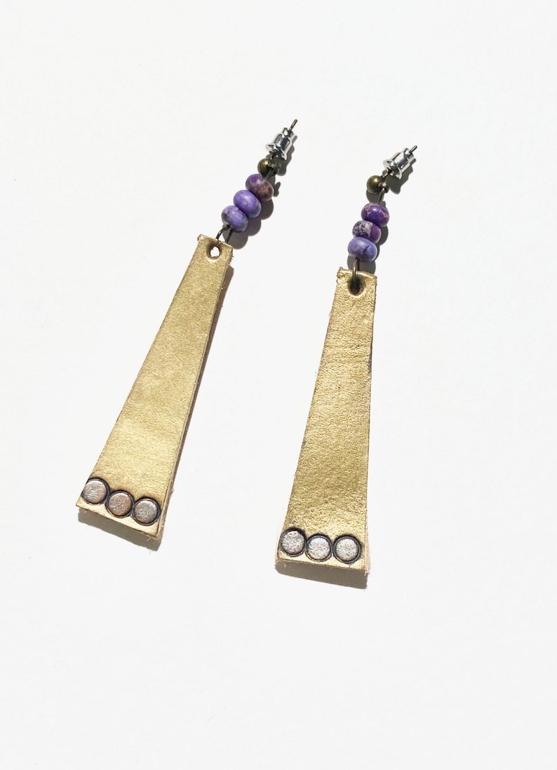 Boucles d'oreilles Lariat dorées Boucle d'oreille longue Bijoux gitans Bijoux femme faits à la main Bijoux en or et violet Boucles doreilles en or et violet image 1