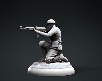 Soldier 11 Kneeling - Clynche Art