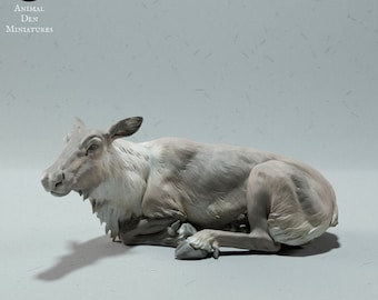 Reindeer Doe - UNPAINTED - Animal Den Miniatures