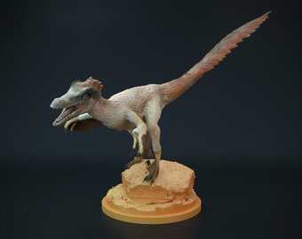 Velociraptor Mongolianensis Scare- UNPAINTED - Dino and Dog Miniatures