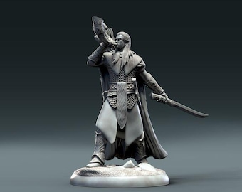 Elf Warrior - UNPAINTED  - Clynche Art