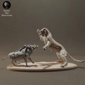 Leopard Hunting Warthog - UNPAINTED - Animal Den Miniatures