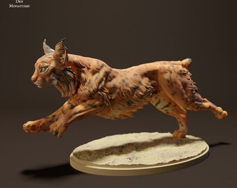Iberian Lynx Running - UNPAINTED  - Animal Den Miniatures