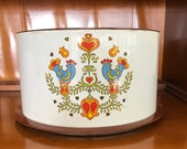 Vintage Tin Cake Keeper Ballonoff Country Festival Design
