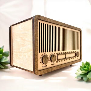 Vintage Radio for Bluetooth Speaker | Laser Cut | Digital File