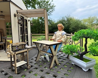 Conjunto de banco y mesa de jardín en miniatura: muebles para muñecas a escala 1:6 para casas de muñecas, dioramas y cajas de habitación.