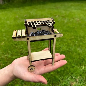 Miniature BBQ Grill for Dolls | 1:6 Scale Outdoor Barbecue Accessory | Dollhouse Patio Furniture Decor