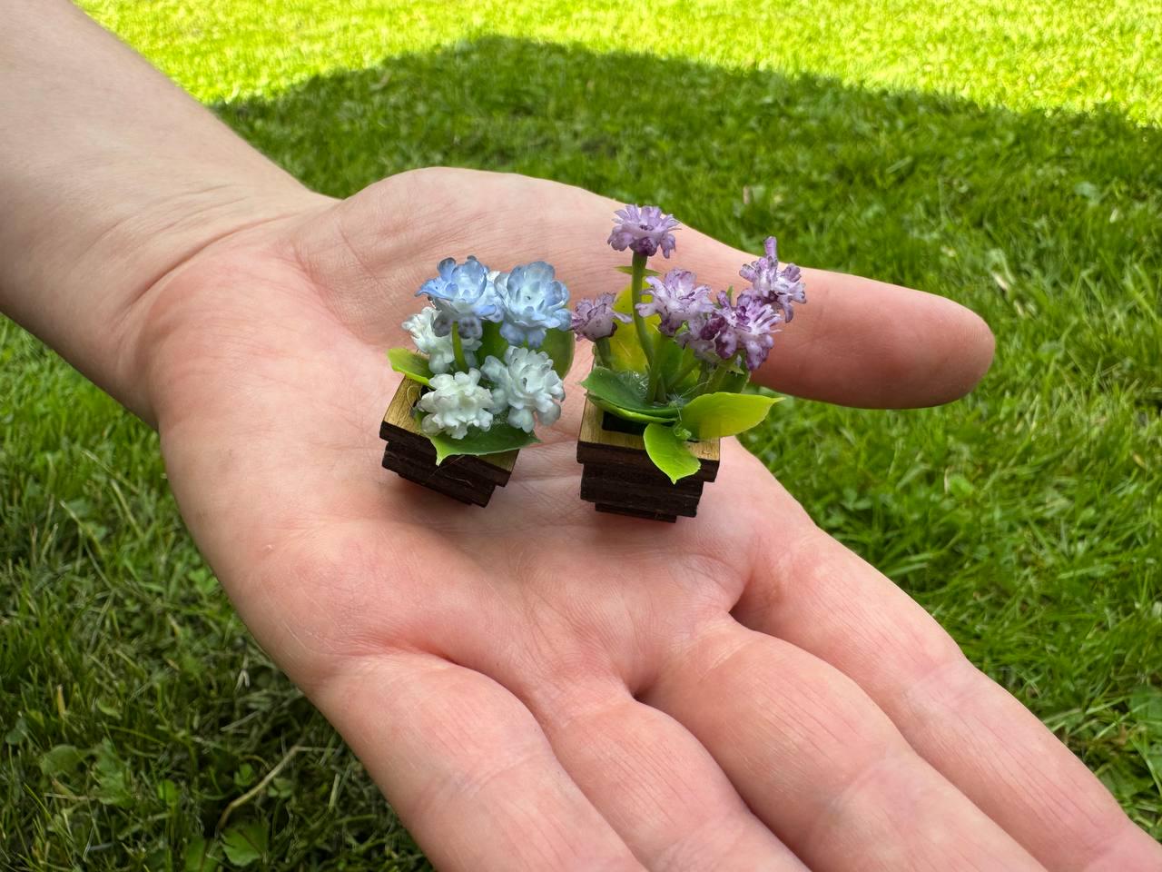 Miniature Potted Flower: Realistic Dollhouse Plant in Wood Pot