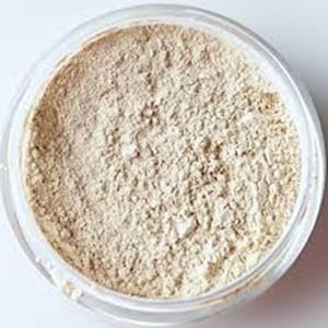 5pc Sampler Set - Mineral Foundation Palest Porcelain to Lt Beige - 5 Shades in mini 5gm jars.