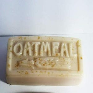 Fragrance Free Oatmeal Goats milk & Shea Butter Soap - No Scent No Color Hypoallergenic