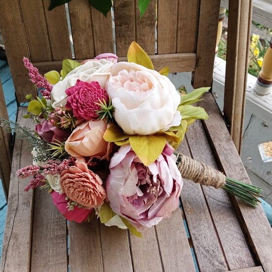 Pink Dream Peach Dried Flowers Bouquet / Preserved Daisy Rose Flowers  Bouquet / Wedding Bridal Bouquet / Preserved Silver Grey Herbs Natural 