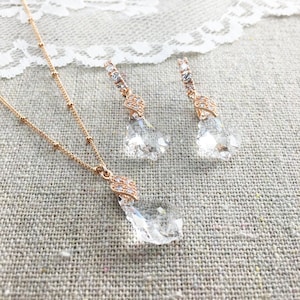 Swarovski Crystal Bridal Jewelry Set, Baroque Faux Diamond Crystal, Pavé Cubic Zirconia Rose Gold Earrings & Necklace, Bridesmaid Jewelry