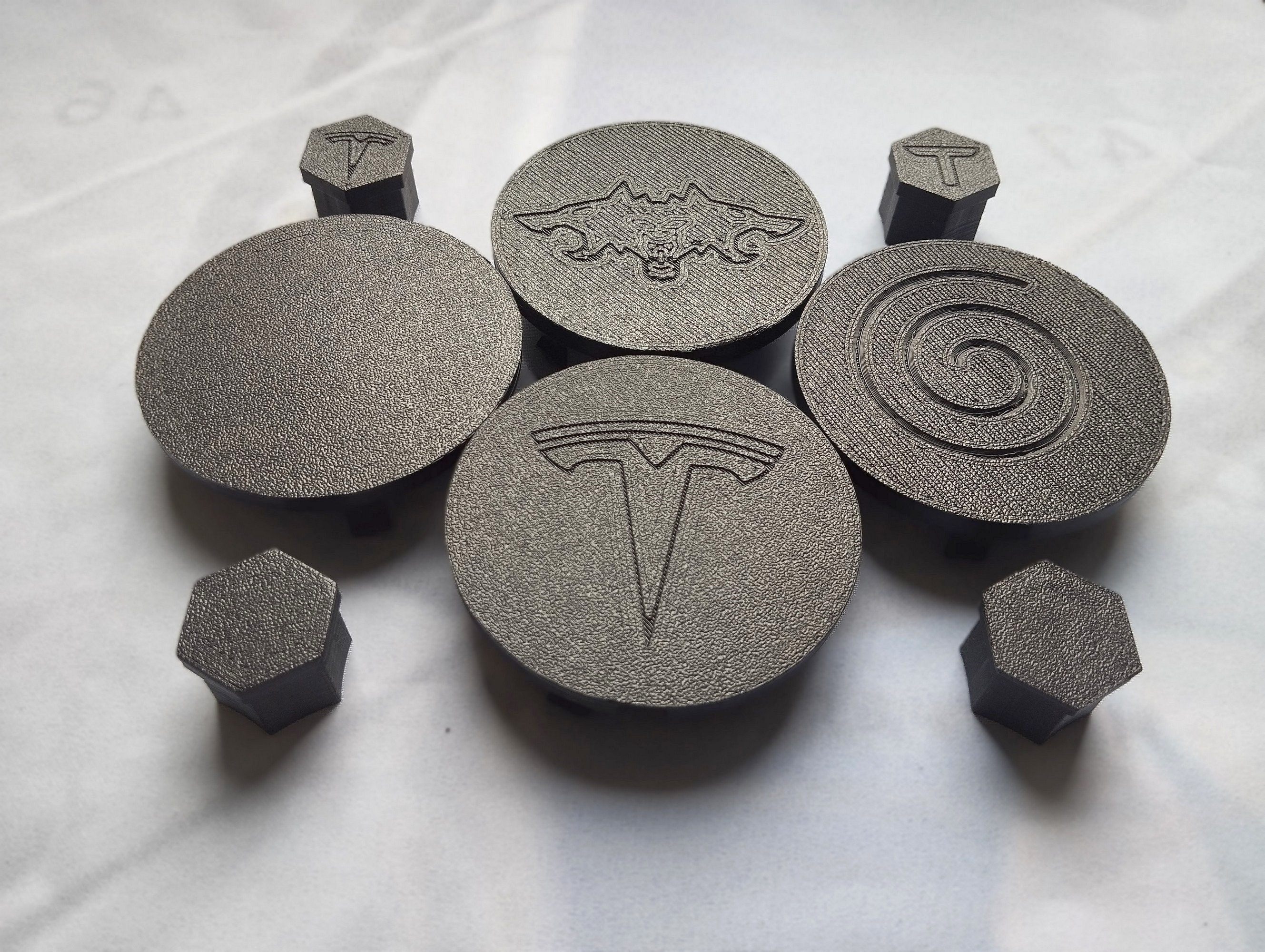 Cybertruck Center Caps & Lug Nut Caps tesla Wheel Lug Nut Cover Caps