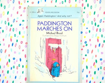 Paddington Marches On - Michael Bond - Paperback