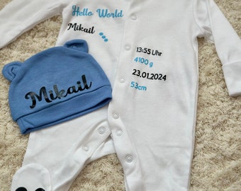 Personalisierter Babystrampler mit Namen und Geburtsdaten