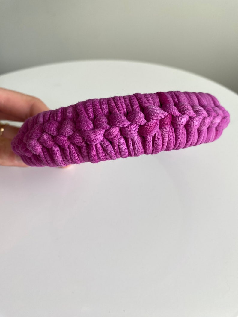 Diadema de macramé hecha a mano teñida a mano Purple