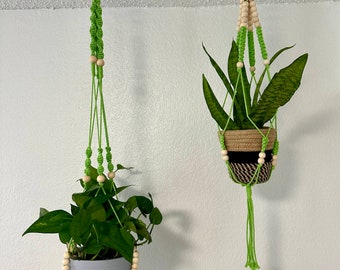 Macrame Plantenhanger, Grasgroen, 3mm, 2 stuks met houten kralen, woondecoratie. Een vleugje kleur voor uw planten