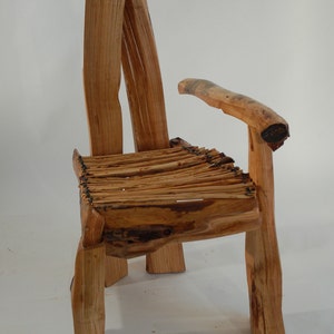 Arm Chair, Singular image 1