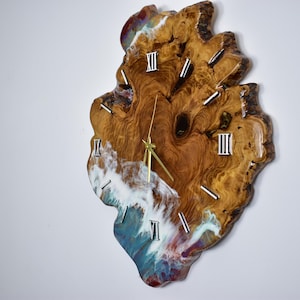 Custom Resin Ocean Art Wood Wall Clock,Olive Wooden Epoxy Resin Wall Clock,Epoxy Resin Wall Art Made to Order Wall Clock,Unique Home Decor