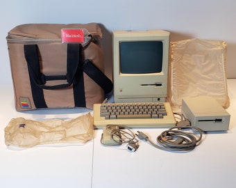 Seltener originaler Macintosh Apple 512K der Serie 1984 mit Drucker, Tastatur, Maus, Tasche, Discs, Handbüchern und mehr