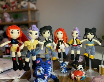 K Pop Demon Hunters dolls. Zoey, Rumi, Mira, Derpy and Sussie. Crocheted/Amigurumi. Get your favorite. Discount for multiple dolls.