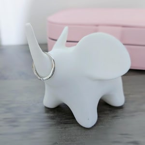 Elephant Ring Holder-Unique Elephant Decor Ring Stand for Ring Display-Stylized 3D Printed