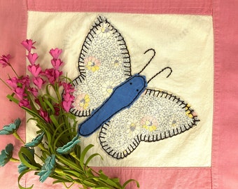 Vintage Pillow Sham-Feedsack Butterfly Quilt-Hand Appliqued Quilt-30s Pillow Cover-Flour Sack Quilt-Pillow Counterpane-Queen Size Pillow