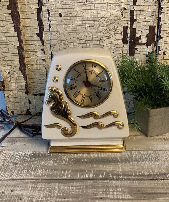Mid Century Clock Kitschy Nautical Clock Vintage Sessions Etsy
