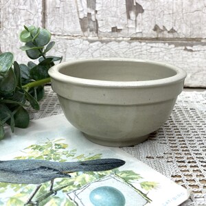 Tiny Mixing Bowl, Small Condiment Pinch Bowls, Neutral Colored Pottery Prep Bowl