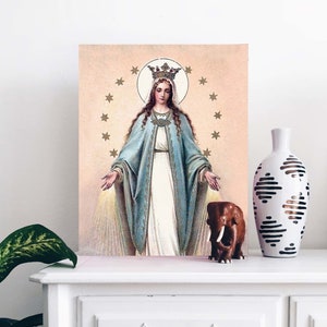 Vintage Catholic Print | Queen of Heaven | Holy Card | Instant Download Wall Art | Catholic Art Print | Vintage printable