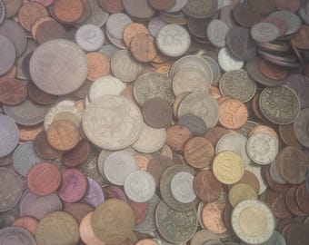 ¡Montones de monedas de la BÓVEDA! Bolsas sorpresa con selección aleatoria. ¡Elige tu premio ahora!