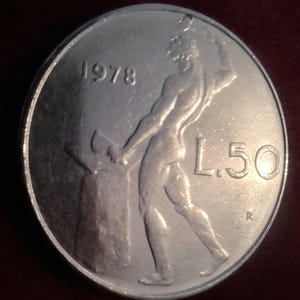 1978 50 Lire coin from Italy - xf circulated condition