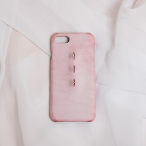 Custodia premium per iPhone 16ProMax con 3 occhi malvagi, realizzata a mano, per Apple 16 Pro, in pelle invecchiata, retro, per iPhone 16Pro Max.