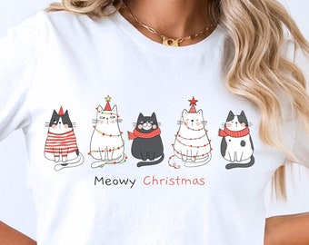 Cute Cat Christmas Shirt, Christmas Cat Lover Shirt, Womens Christmas Tee, Funny Holiday Shirts, Cat Mom Shirt, Winter Shirt, Cat Owner Tees
