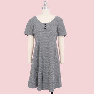 vintage 90s black and white short sleeve gingham print romper/jumpsuit size x-large