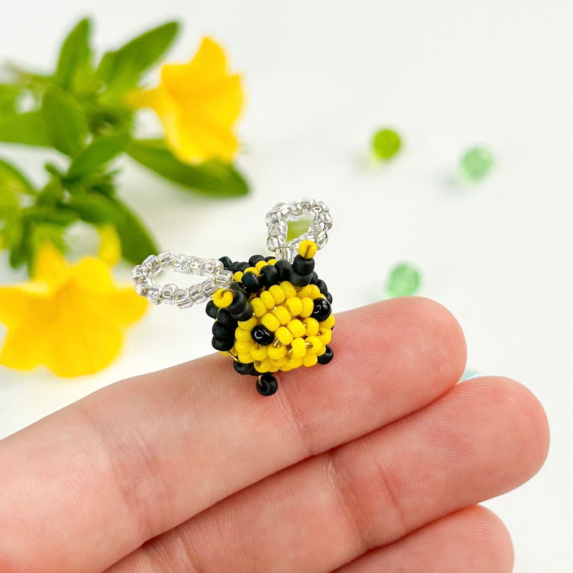Bee PDF Bead Pattern, Beaded Animal Instructions in German, Beaded Bee ...