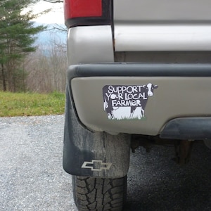 Support your local Farmer bumper sticker black sheep die cut decal imagem 2