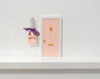 Door of the Tooth Fairy/ tooth Mouse house with personalized mailbox. Gift to decorate children's room.