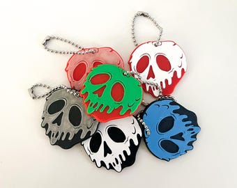 Maçã envenenada da Rainha Má em Branca de Neve. Chaveiro, pingente/decoração para bolsa ou mochila. Impressão 3D. Cores personalizáveis.