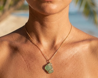 Genuine Sea Glass Necklace – Minimal Coastal Jewelry – Handmade Ocean-Worn Pendant Gift
