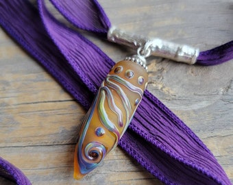 Handmade Art Glass Necklace  . Lampwork Bead . Julie Nordine . Credit River Art Glass . N156