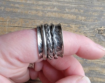 Handmade Sterling Spinner Ring. Julie Nordine . Size 10.25 . S-SR22