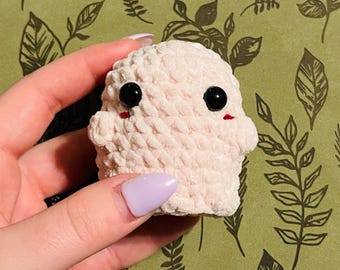 Crochet Ghost Mini