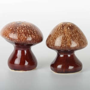 Mushroom Salt and Pepper Shakers