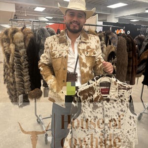 Handgefertigte Hair-On Rindsleder Weste im Western Rodeo Biker Stil