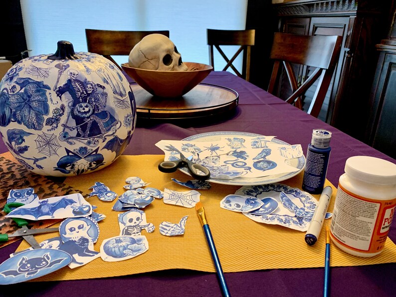 Halloween Digital Images in Delftware Style / Spooky Pack / Delft Blue / Chinoiserie / High Resolution PNG image 4